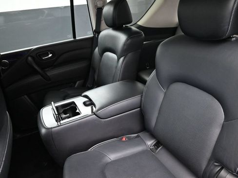 Used 2024 INFINITI QX80 Luxe RWD image 18