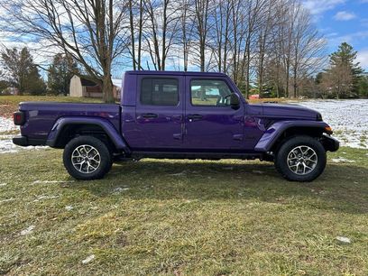 New 2026 Jeep Gladiator Sport