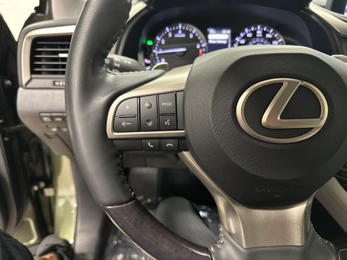 Used 2022 Lexus RX 350 AWD w/ Luxury Package image 19