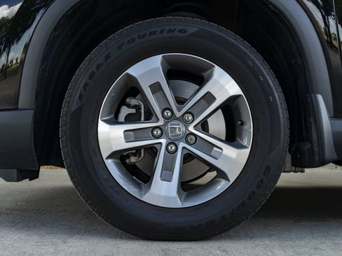 Used 2025 Honda Pilot EX-L image 14