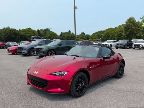 New 2026 MAZDA MX-5 Miata Sport w/ Interior Package RWD image 2