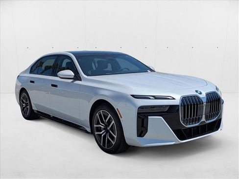 New 2025 BMW 750e xDrive 750e xDrive image 7