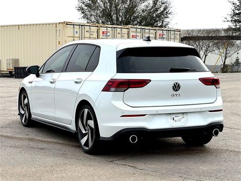 Certified 2022 Volkswagen GTI SE image 6