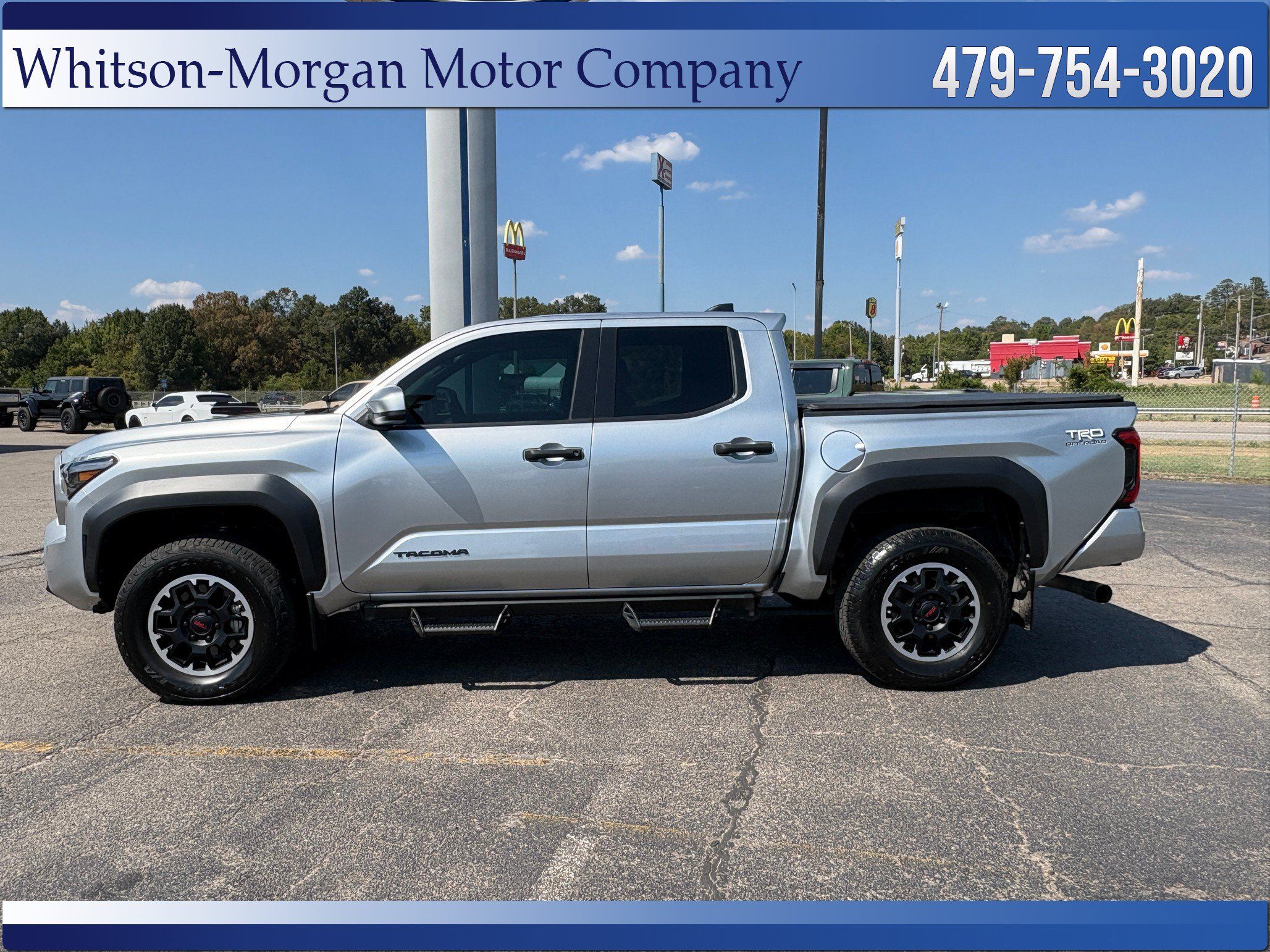 Used 2024 Toyota Tacoma TRD Off-Road AWD/4WD image 8