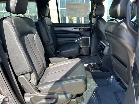 New 2026 Jeep Grand Wagoneer Limited AWD/4WD image 20