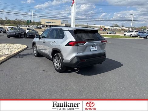 Certified 2025 Toyota RAV4 XLE image 5