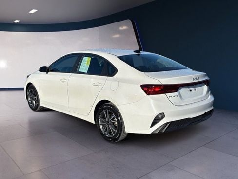 Certified 2023 Kia Forte LXS image 3