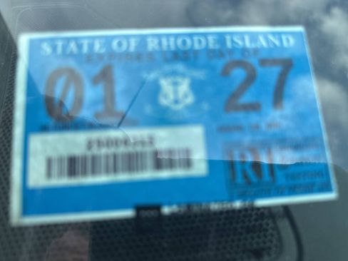 Used 2020 GMC Sierra 1500 Elevation w/ Elevation Value Package image 4