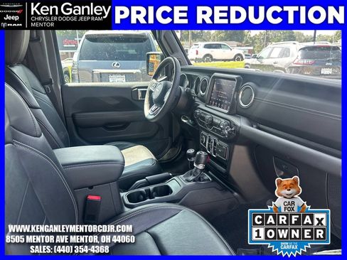 Certified 2023 Jeep Wrangler Unlimited Sahara AWD/4WD image 27