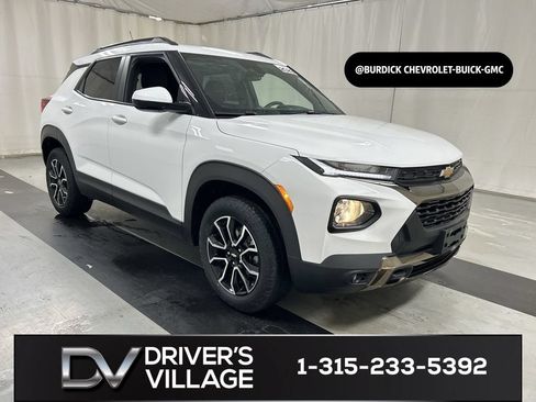 Certified 2023 Chevrolet TrailBlazer ACTIV w/ Convenience Package AWD/4WD image 1