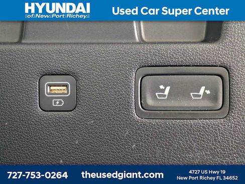 Used 2022 Hyundai Palisade Calligraphy FWD image 17