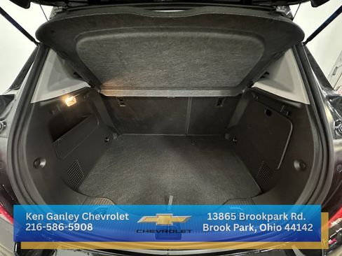 Certified 2022 Chevrolet Trax LT w/ Midnight Edition image 19