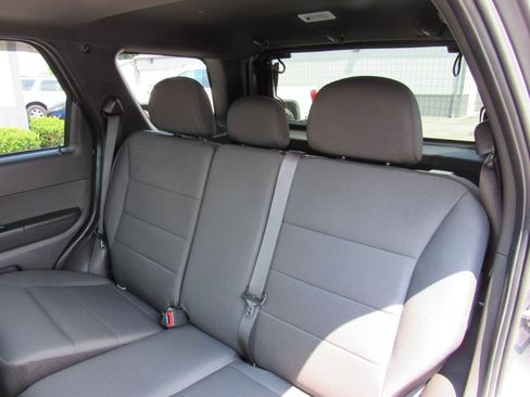 Used 2012 Ford Escape XLT AWD/4WD image 37
