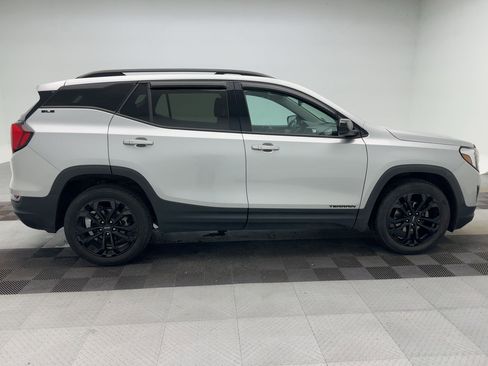 Used 2020 GMC Terrain SLE w/ Driver Convenience Package image 8