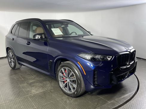 Certified 2025 BMW X5 M60i image 3