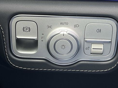 Used 2022 Mercedes-Benz GLE 53 AMG 4MATIC image 27