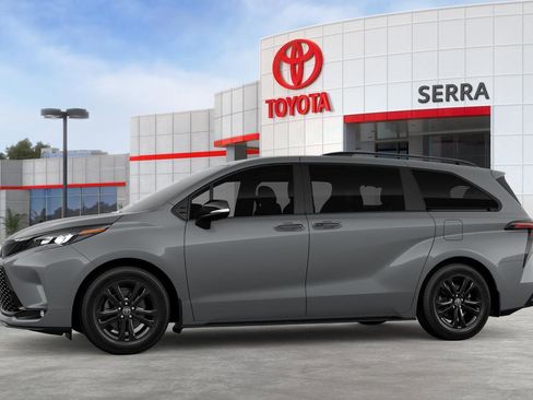 New 2026 Toyota Sienna XSE image 5