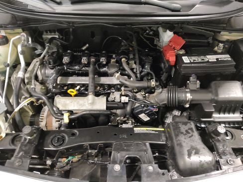 Used 2021 Nissan Versa SV image 30