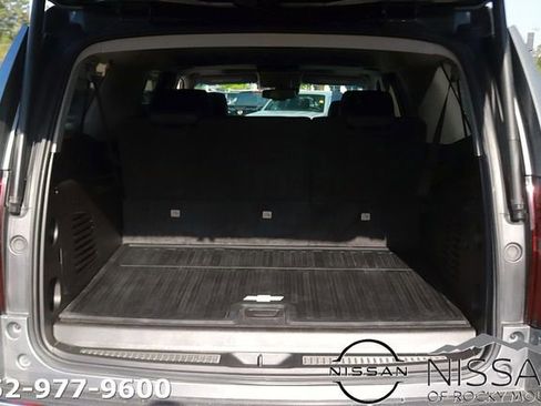 Used 2019 Chevrolet Suburban Premier AWD/4WD image 20