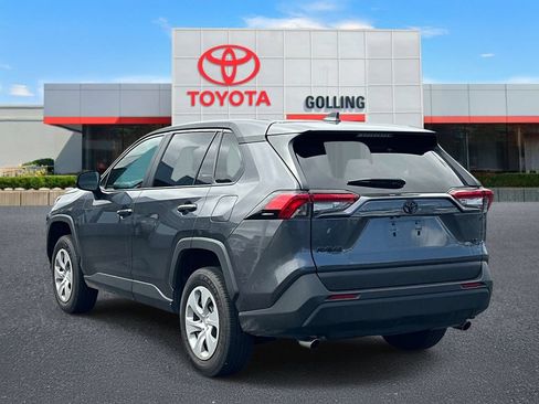 Used 2023 Toyota RAV4 LE FWD image 4