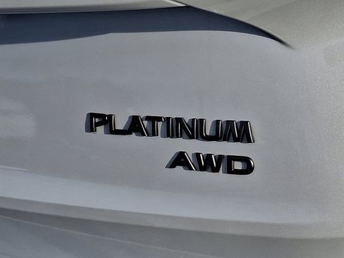 Used 2024 Nissan Rogue Platinum w/ Platinum Premium Package image 31