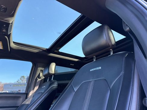 Used 2017 Ford F350 Platinum w/ Platinum Ultimate Package image 20