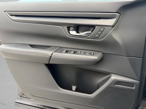 Certified 2025 Honda CR-V Sport-L image 26