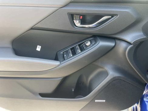 New 2025 Subaru Crosstrek 2.5i Limited w/ Popular Package #4A image 7