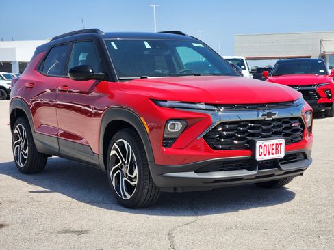New 2026 Chevrolet TrailBlazer RS FWD image 2