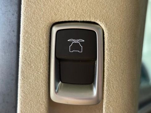 Used 2017 Tesla Model X P100D image 23