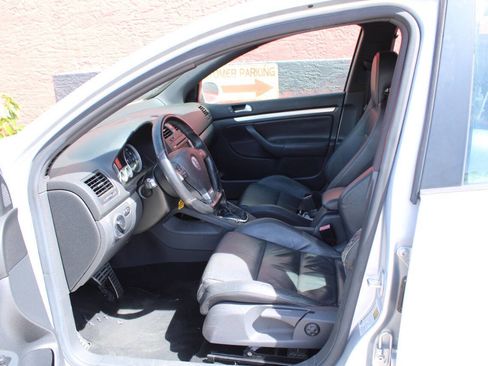 Used 2007 Volkswagen GTI 4-Door FWD image 18