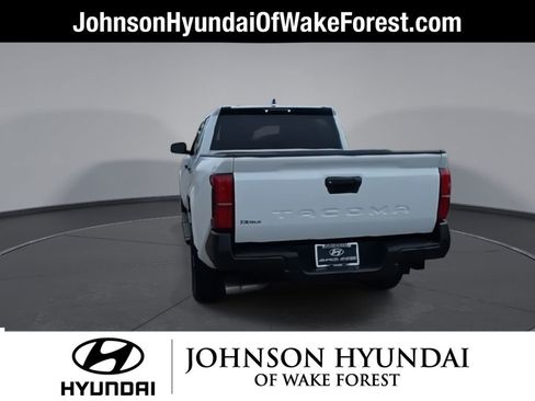 Used 2024 Toyota Tacoma SR image 8