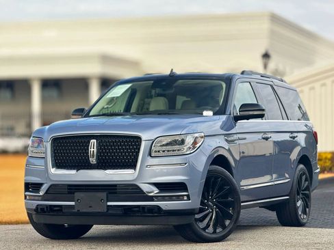 Used 2021 Lincoln Navigator Black Label w/ Special Edition Package image 2