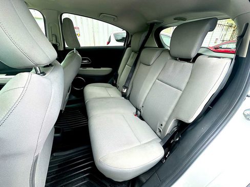 Used 2022 Honda HR-V EX image 24