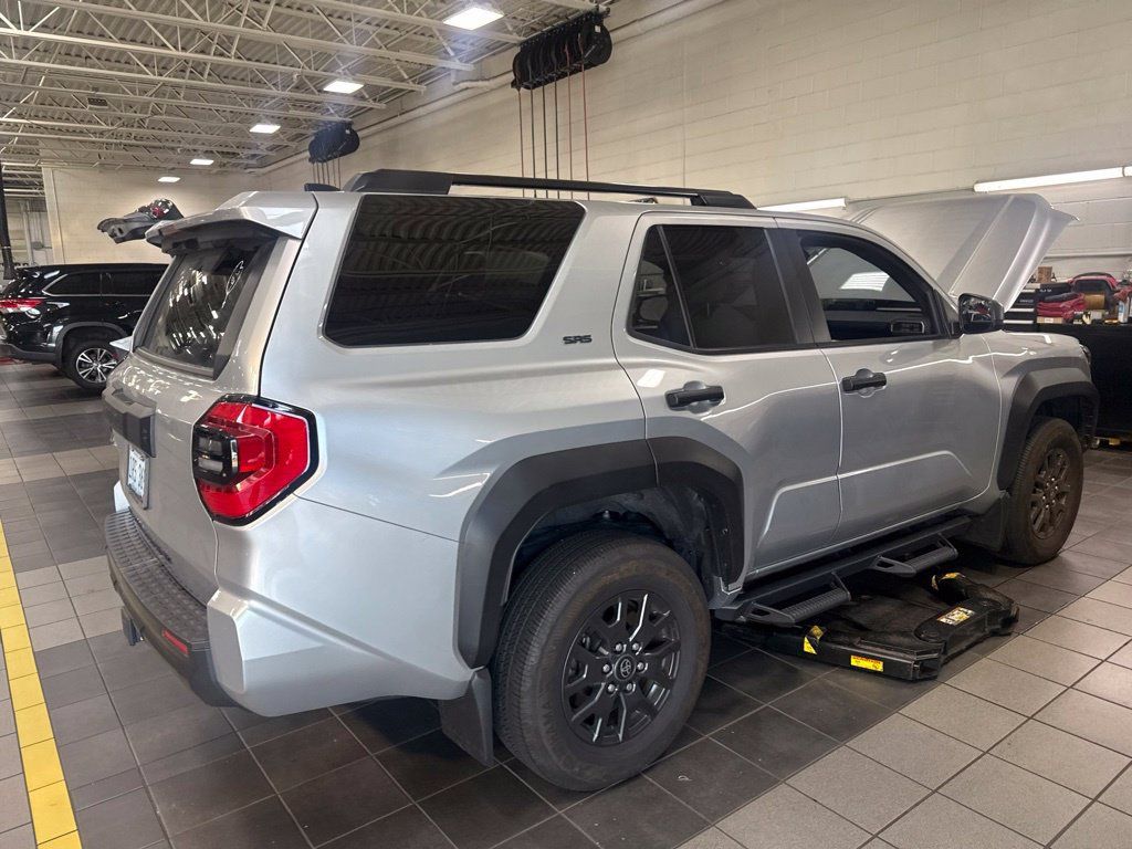 Used 2025 Toyota 4Runner SR5 AWD/4WD image 3