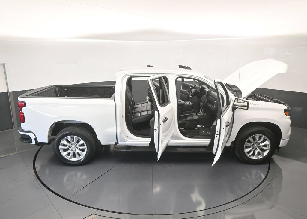 Used 2024 Chevrolet Silverado 1500 Custom RWD image 58