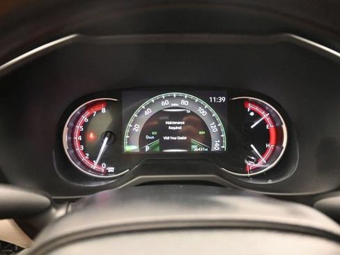 Used 2024 Toyota RAV4 XLE w/ Convenience Package FWD image 5