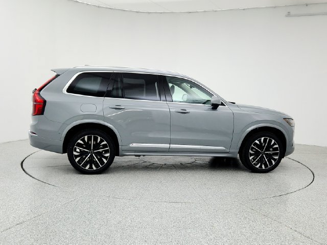 New 2026 Volvo XC90 B6 Plus w/ Protection Package Premier AWD/4WD image 4
