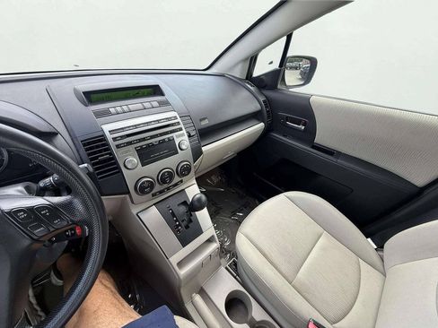 Used 2009 MAZDA MAZDA5 Sport FWD image 19