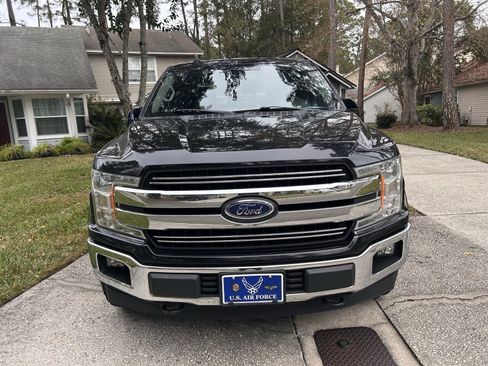 Used 2020 Ford F150 Lariat image 2