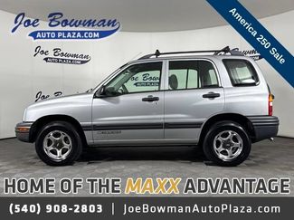Used 2001 Chevrolet Tracker 4WD w/ Preferred Equipment Group 360° Tour