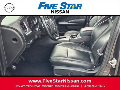Used 2022 Dodge Charger SXT w/ Plus Group AWD/4WD image 5
