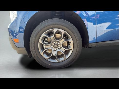 Used 2024 Ford Maverick XLT FWD image 28