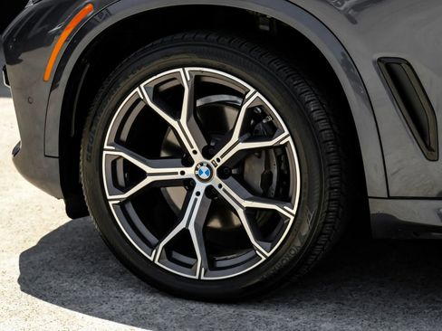 Used 2020 BMW X5 xDrive40i w/ M Sport Package AWD/4WD image 67