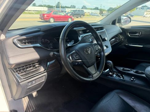 Used 2013 Toyota Avalon XLE Premium FWD image 20