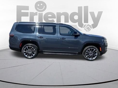 Used 2024 Jeep Wagoneer Series II w/ Premium Group I AWD/4WD image 6