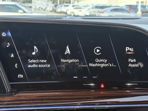 Used 2022 Cadillac Escalade ESV Luxury image 10