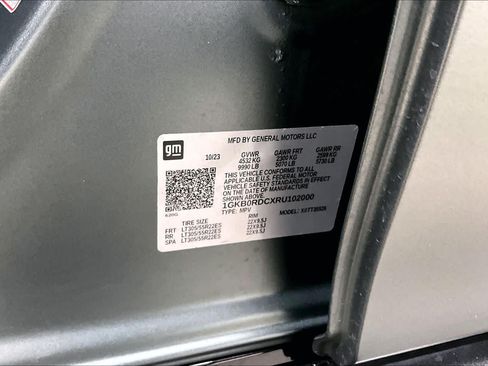 Used 2024 GMC Hummer EV 3X w/ LPO, Illumination Package AWD/4WD image 33