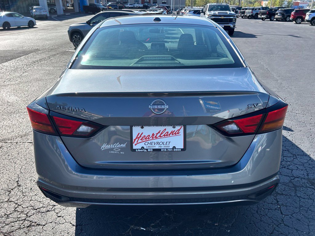 Used 2024 Nissan Altima 2.5 SV FWD image 6
