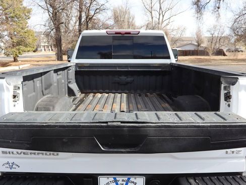 Used 2022 Chevrolet Silverado 3500 LTZ w/ LTZ Plus Package image 14